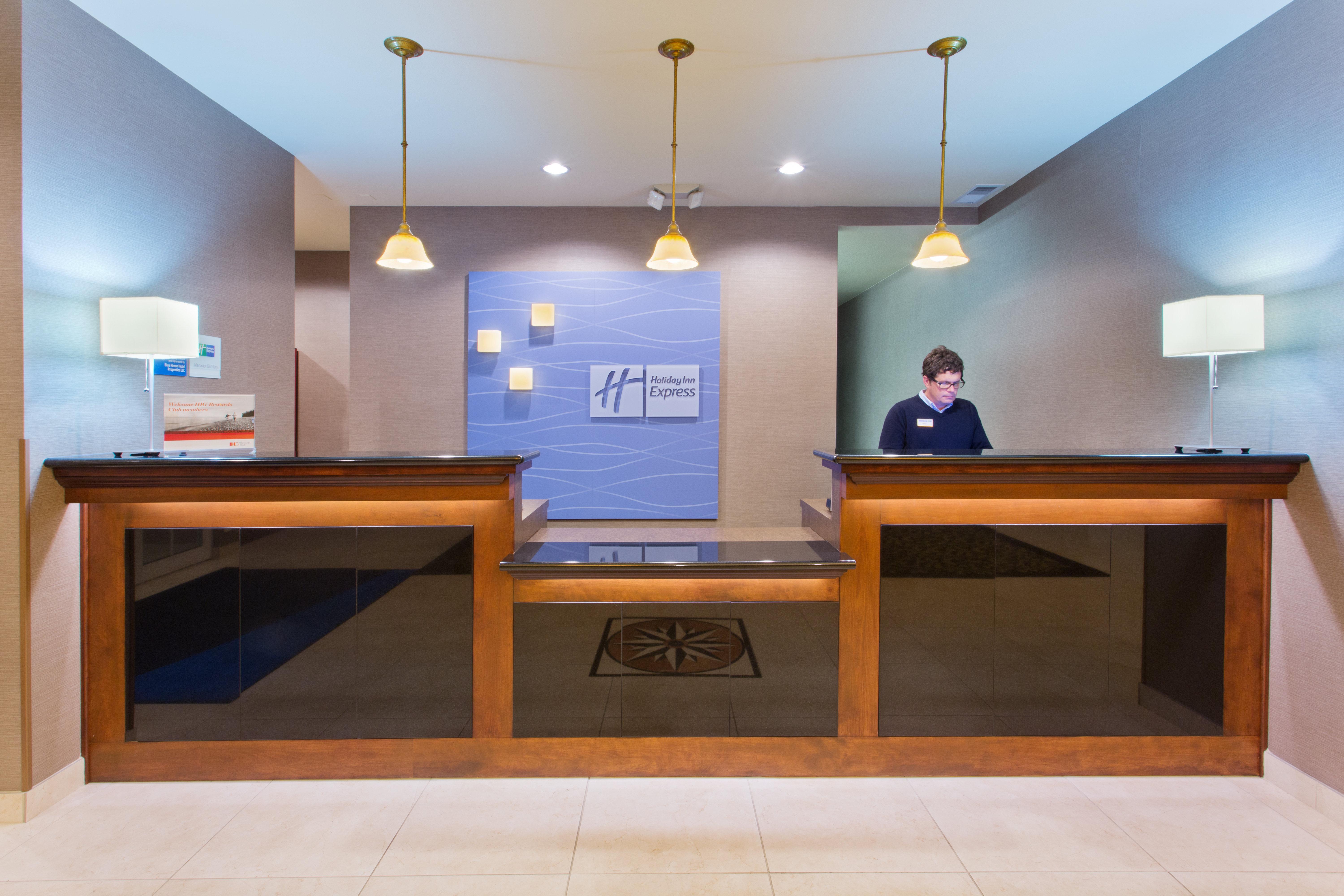 Holiday Inn Express Hotel & Suites Astoria By Ihg Dış mekan fotoğraf
