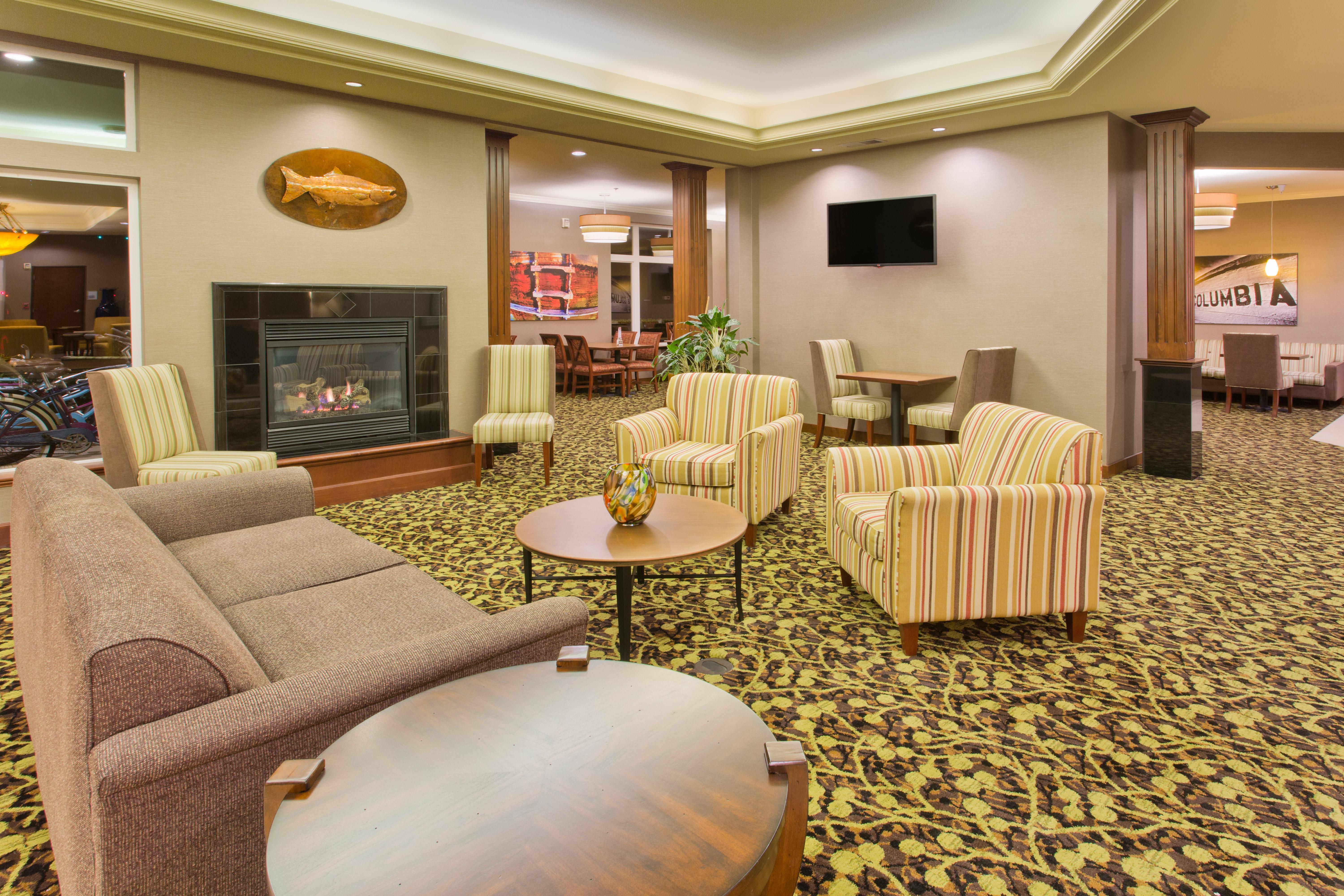 Holiday Inn Express Hotel & Suites Astoria By Ihg Dış mekan fotoğraf