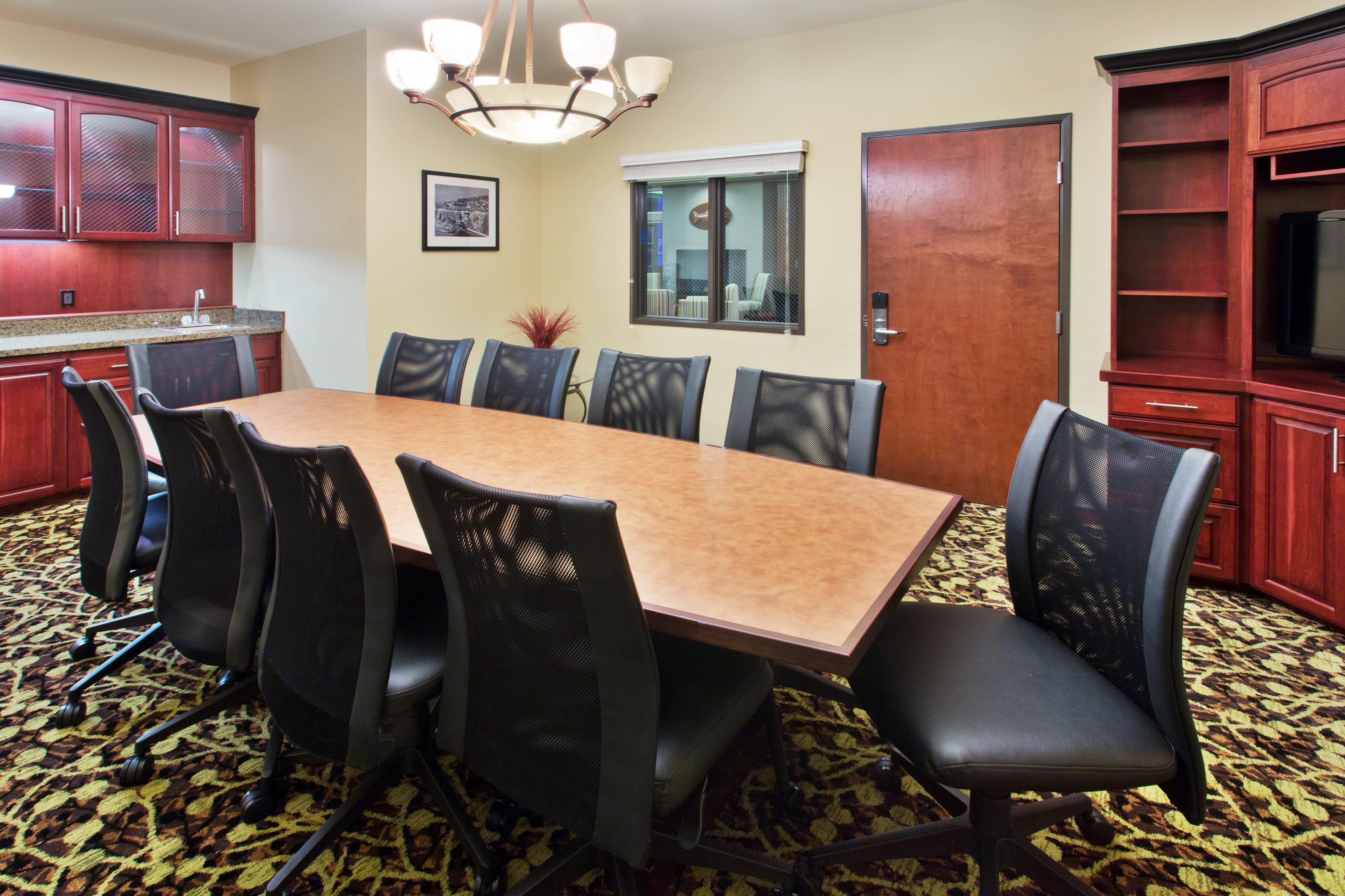 Holiday Inn Express Hotel & Suites Astoria By Ihg Dış mekan fotoğraf
