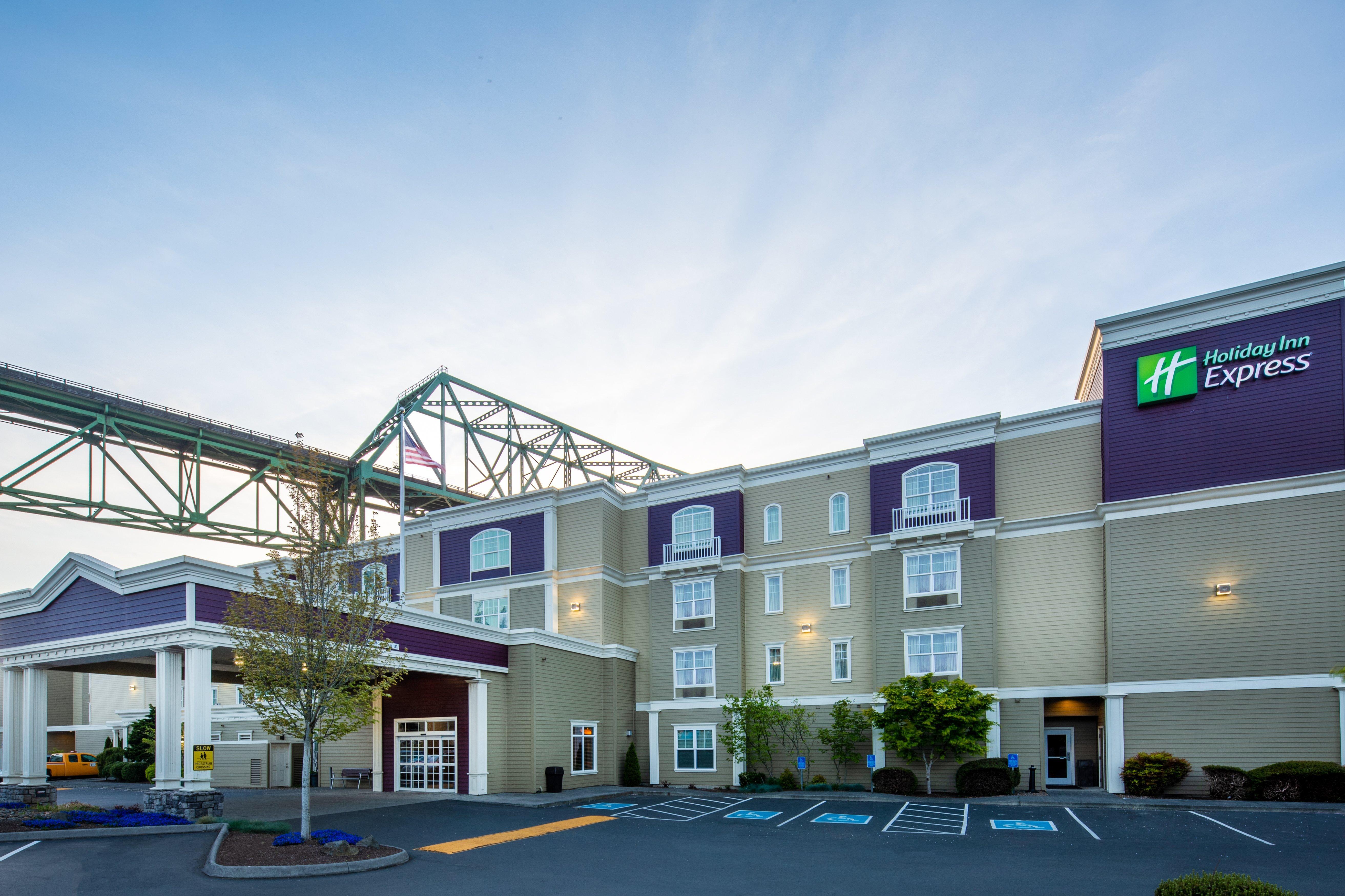 Holiday Inn Express Hotel & Suites Astoria By Ihg Dış mekan fotoğraf