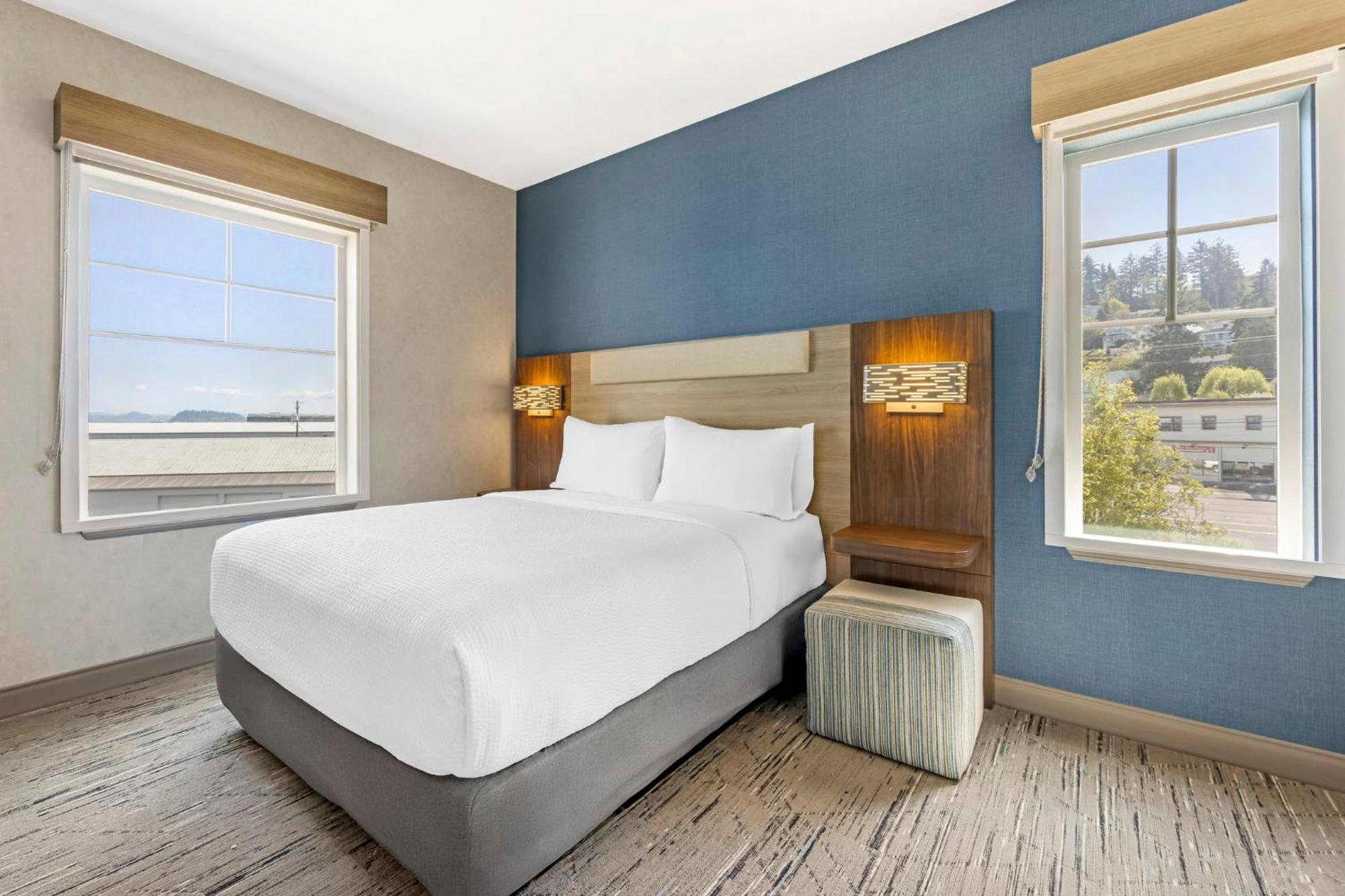 Holiday Inn Express Hotel & Suites Astoria By Ihg Dış mekan fotoğraf