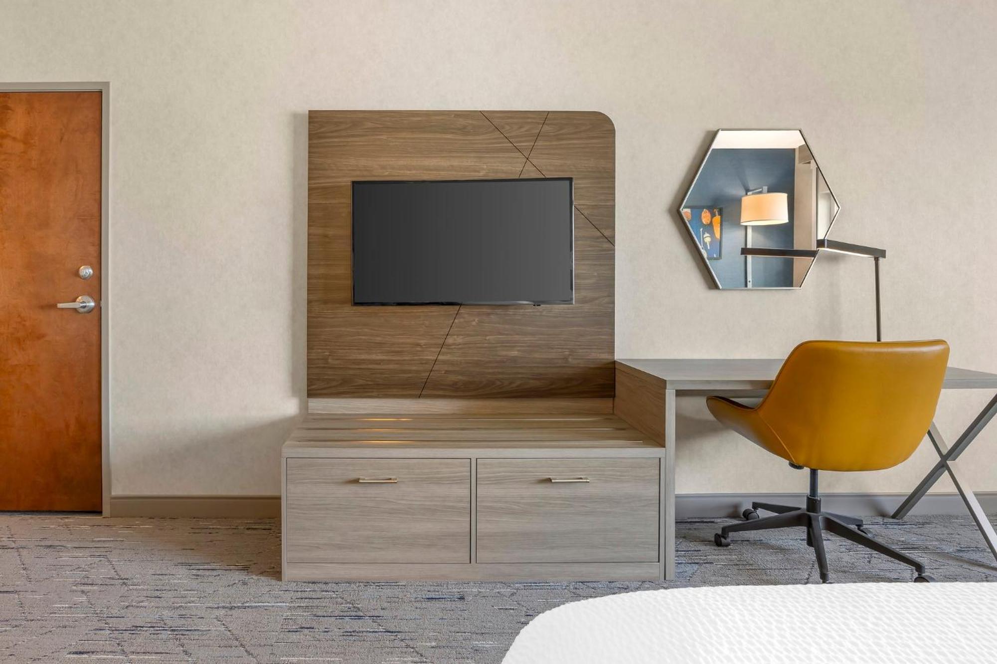 Holiday Inn Express Hotel & Suites Astoria By Ihg Dış mekan fotoğraf
