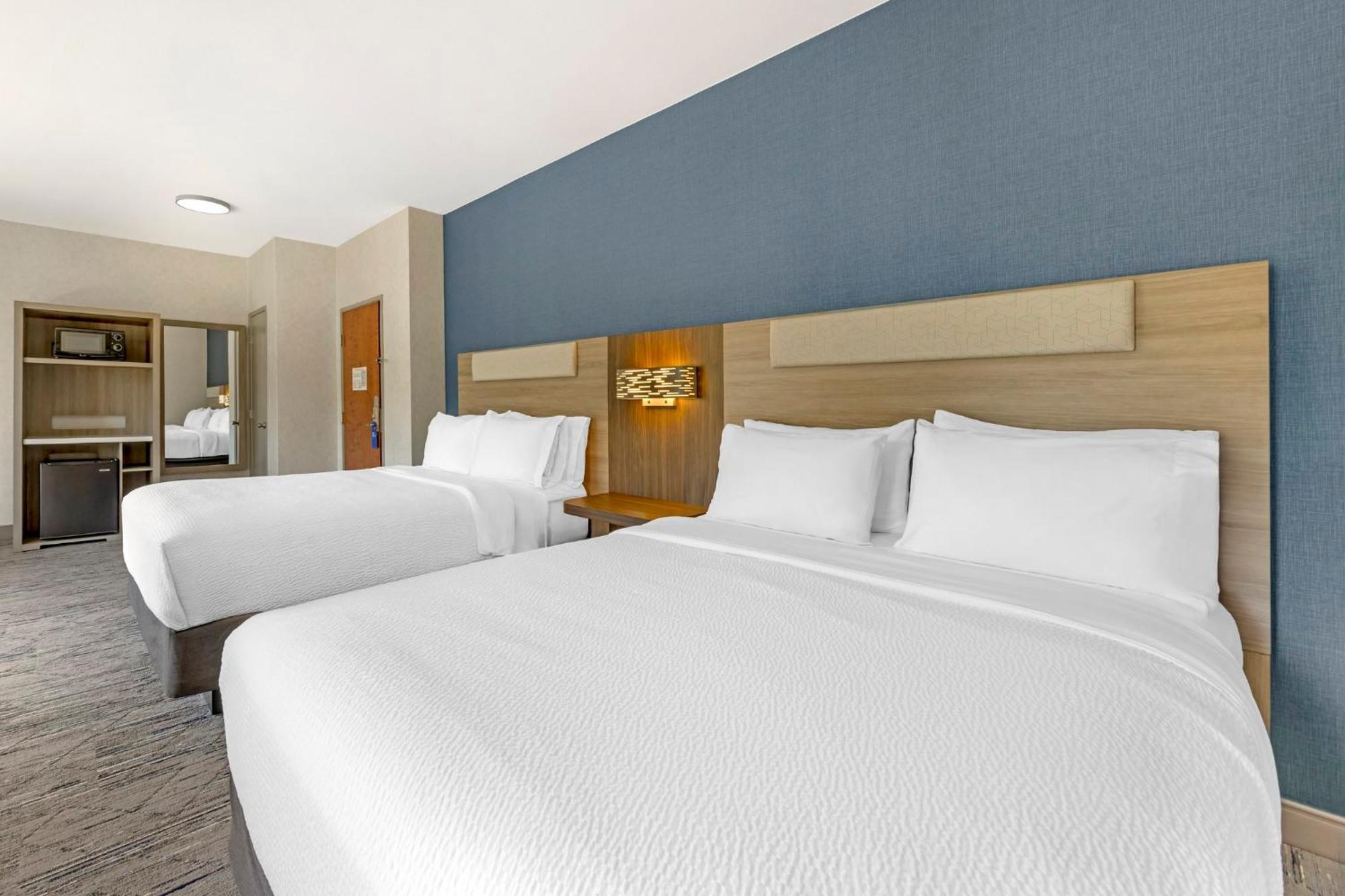 Holiday Inn Express Hotel & Suites Astoria By Ihg Dış mekan fotoğraf