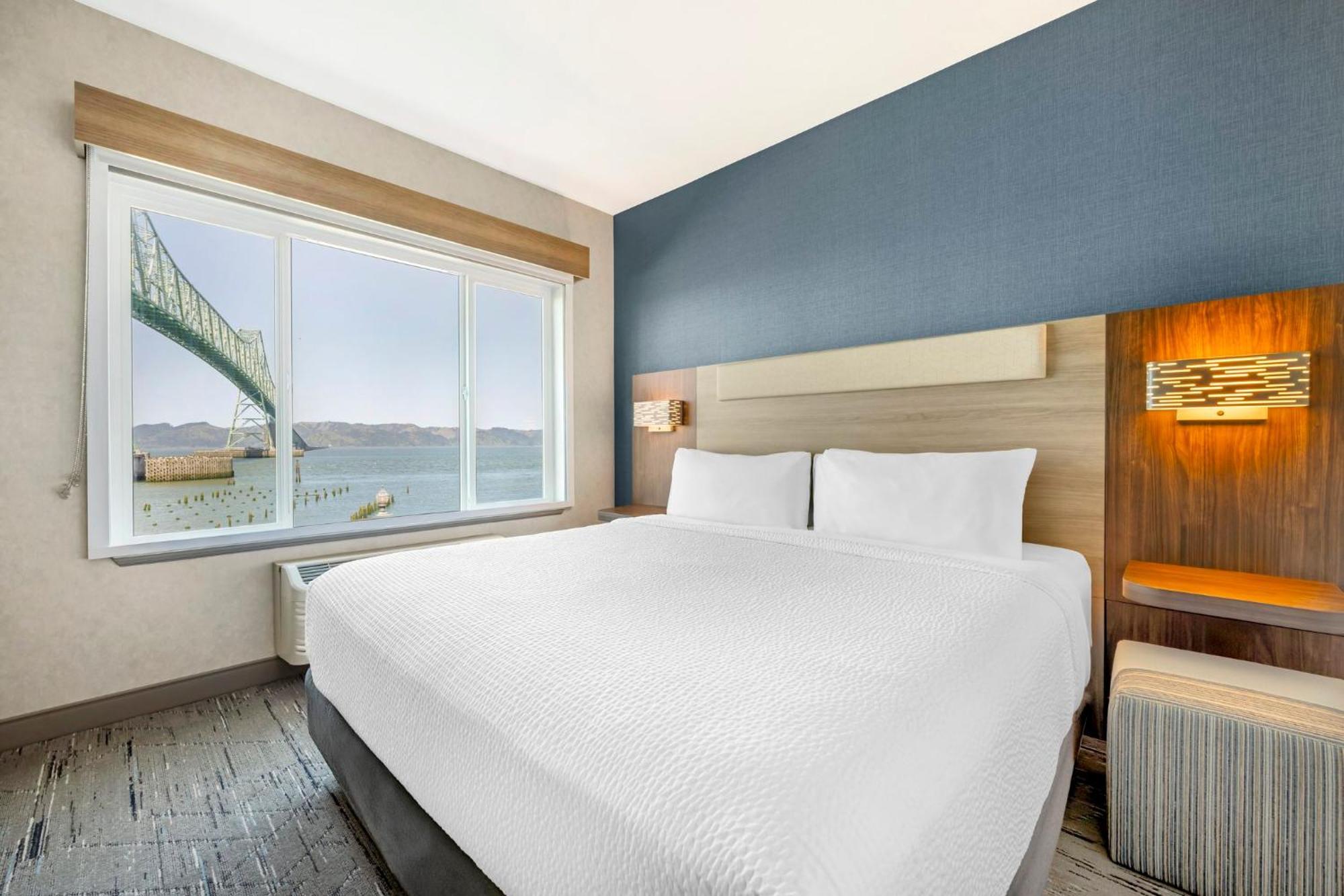 Holiday Inn Express Hotel & Suites Astoria By Ihg Dış mekan fotoğraf