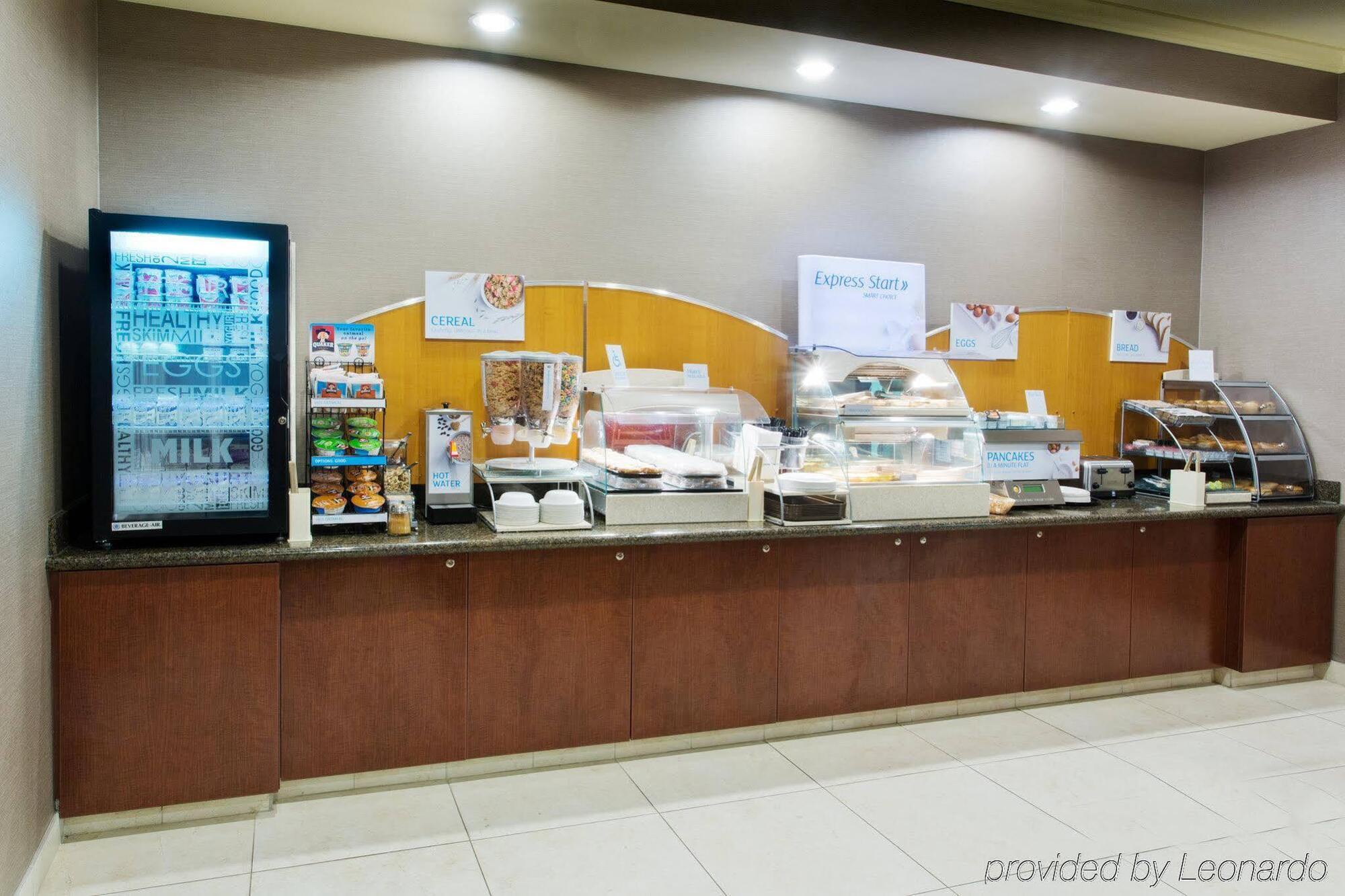Holiday Inn Express Hotel & Suites Astoria By Ihg Dış mekan fotoğraf